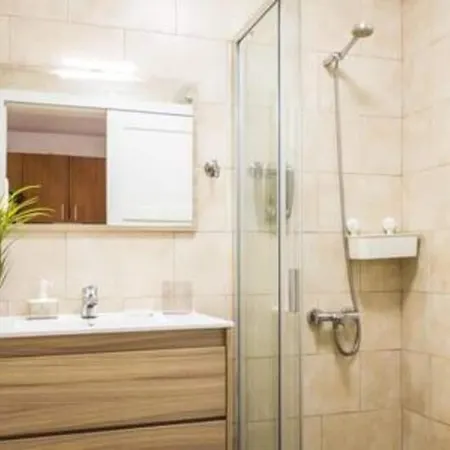 Luna Апартаменты *