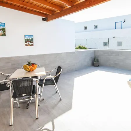 Luna Apartament Tías